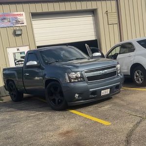 Meet your Posher, Maximo